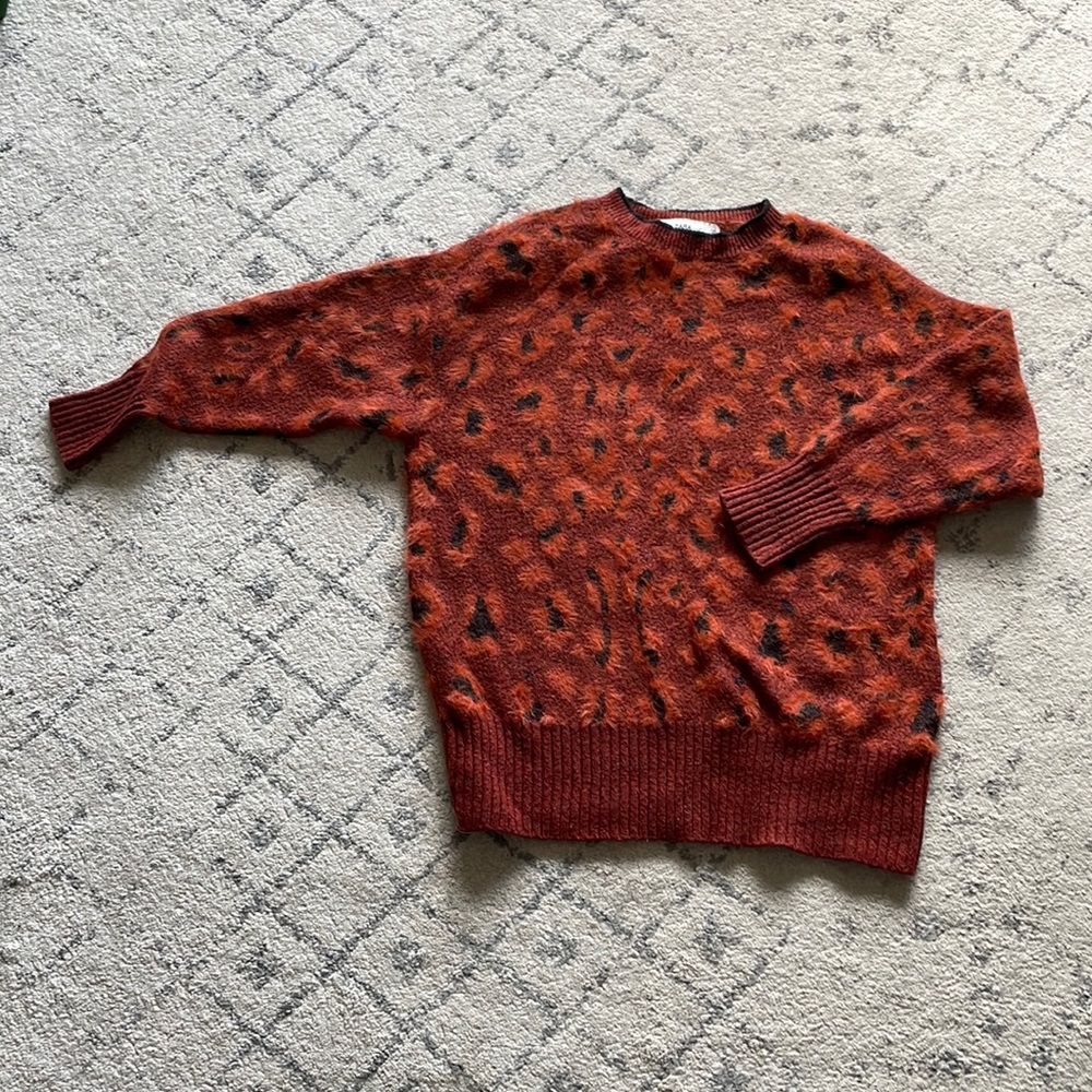 Crewneck Cheetah Print Long Sweater